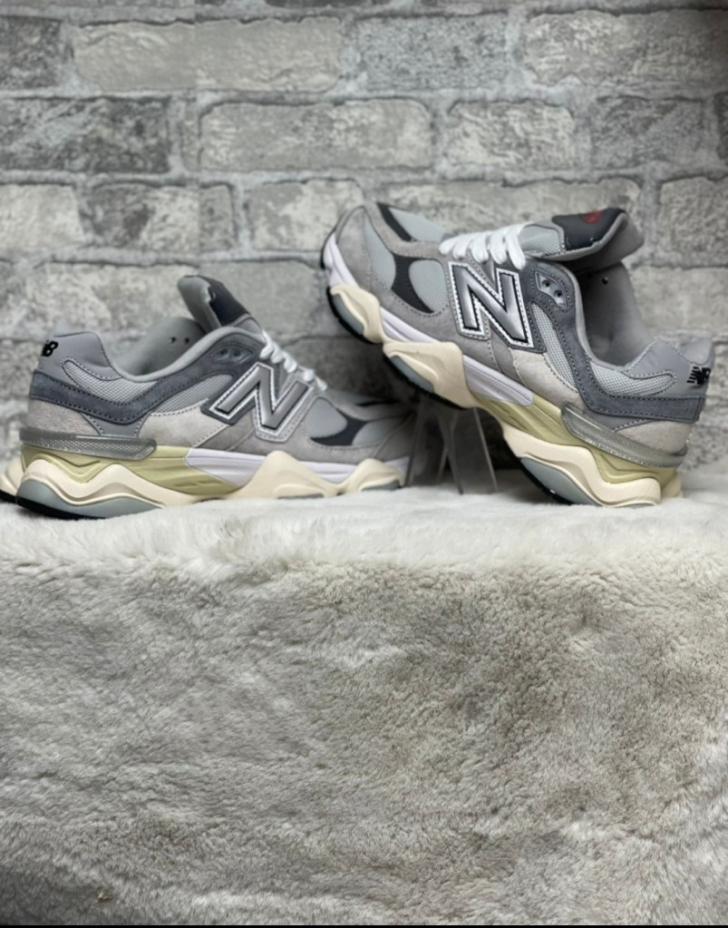 Baskets New Balance 9060 Cloud Rain résistance à l'eau, confort et style réunis !
